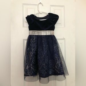 Jona Michelle formal dress blue with silver accents size 2T